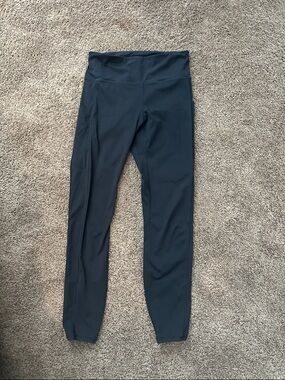 Vuori  Black High-Rise Leggings